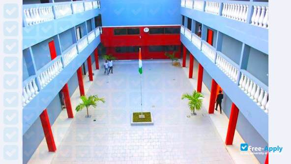 Photo de l’School of Specialties Multimedia of Abidjan (ESMA) #2