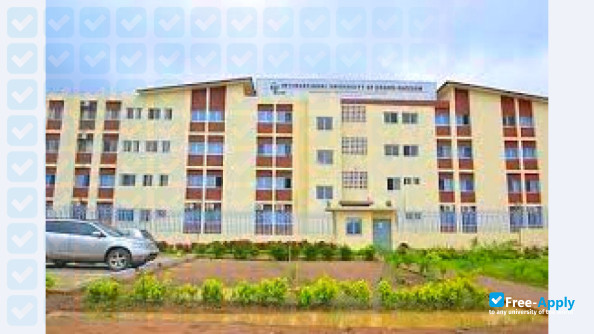 Photo de l’International University of Grand-Bassam #4
