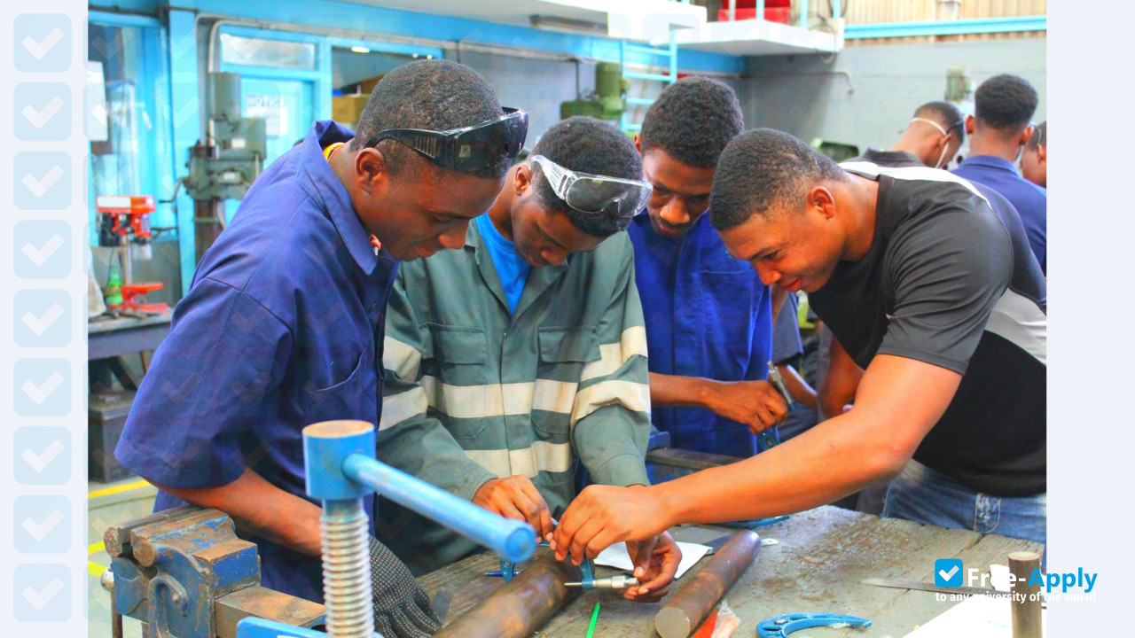 Photo de l’Caribbean Maritime Institute #8