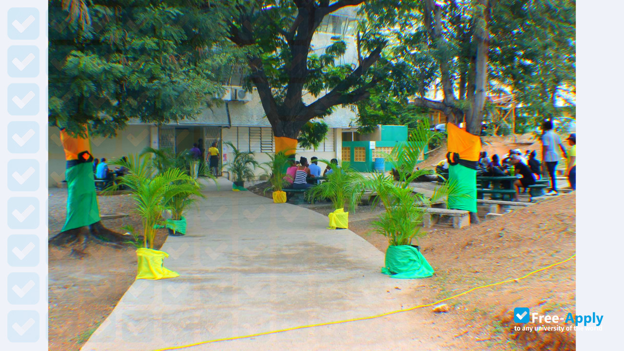 Photo de l’Excelsior Community College #3