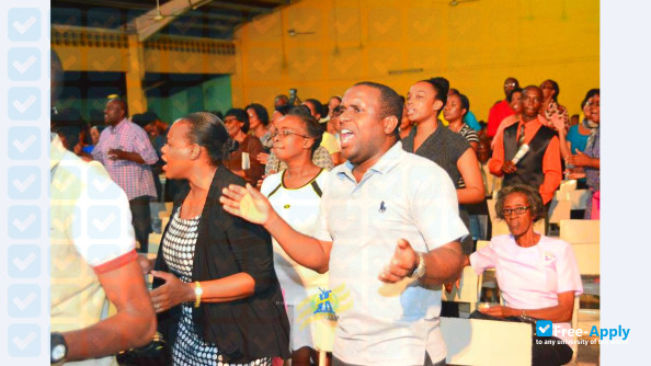 Photo de l’Northern Caribbean University #6