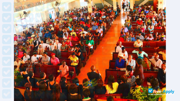 Photo de l’Northern Caribbean University #4