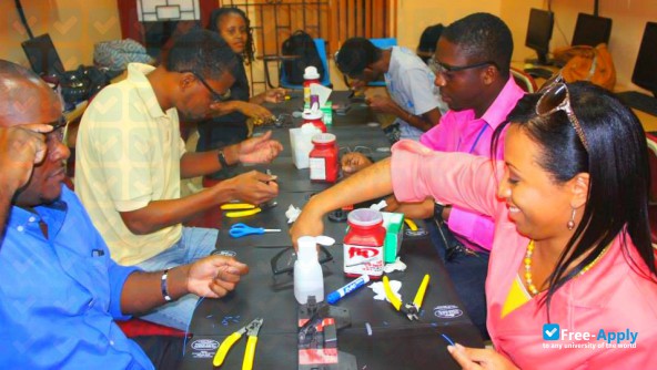 Photo de l’Vector Technology Institute #8