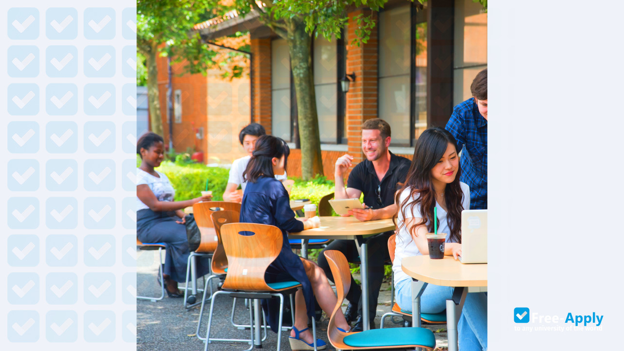 Baiko Gakuin University photo #5