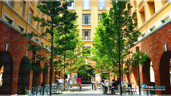 Doshisha University photo #5