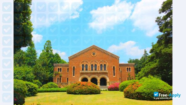 Hitotsubashi University