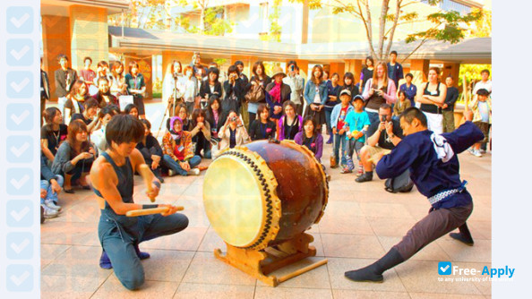 Foto de la Kansai Gaidai University #10