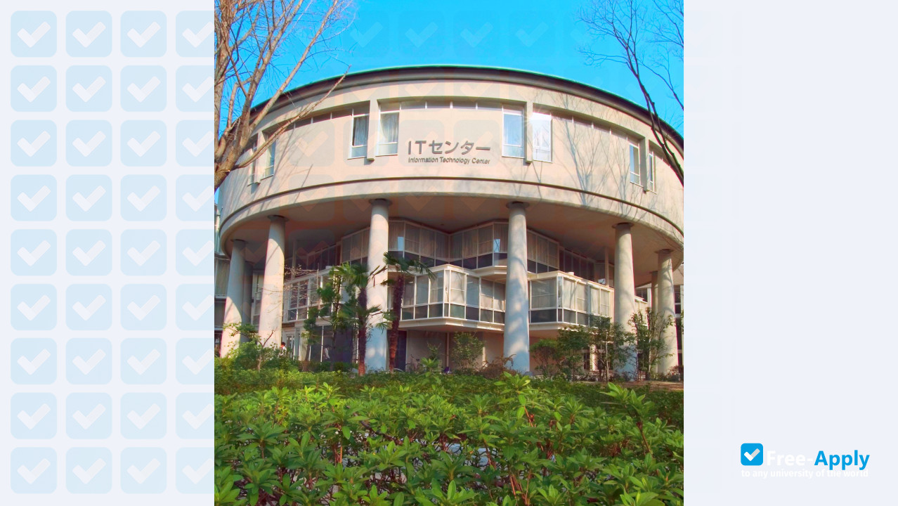 Kansai University photo #14