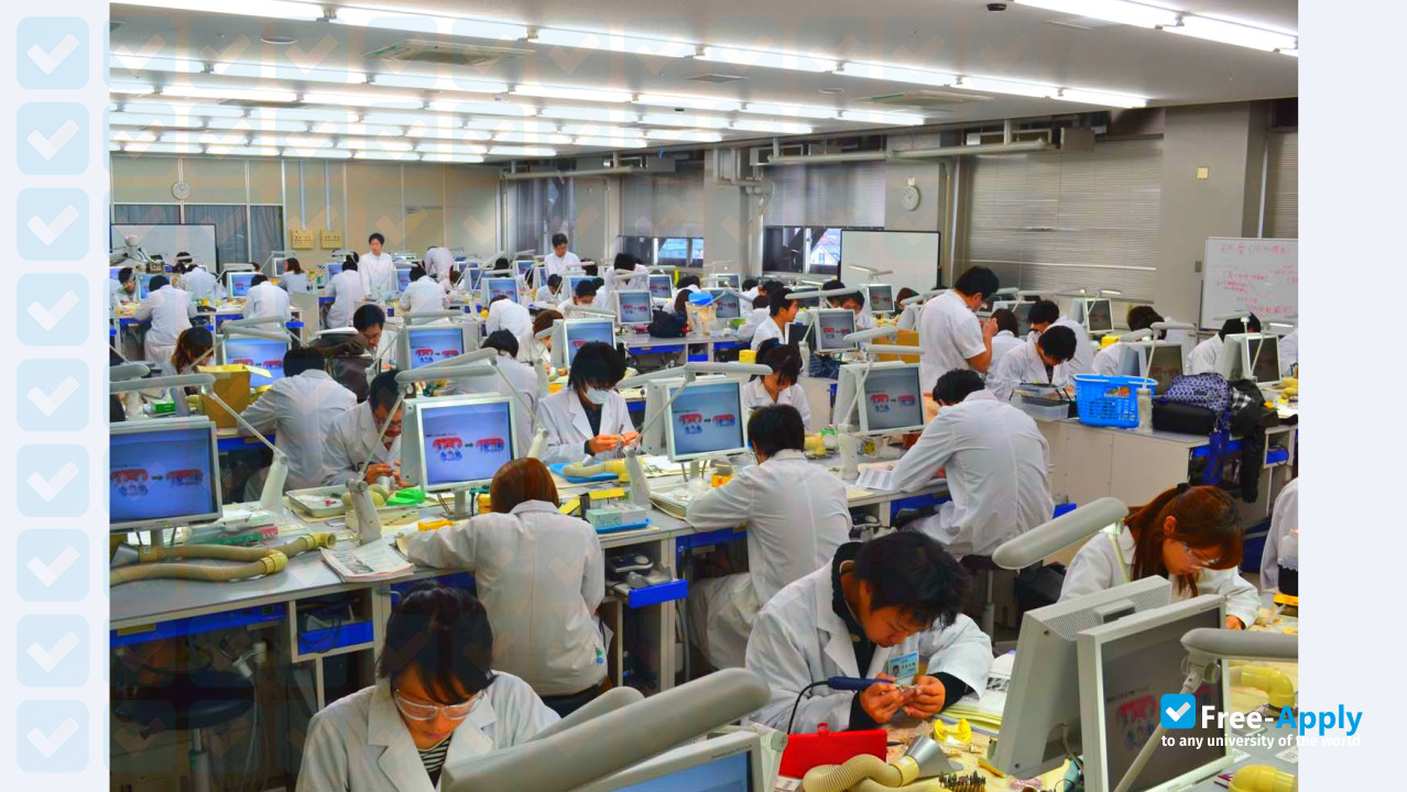 Foto de la Fukuoka Dental College #9