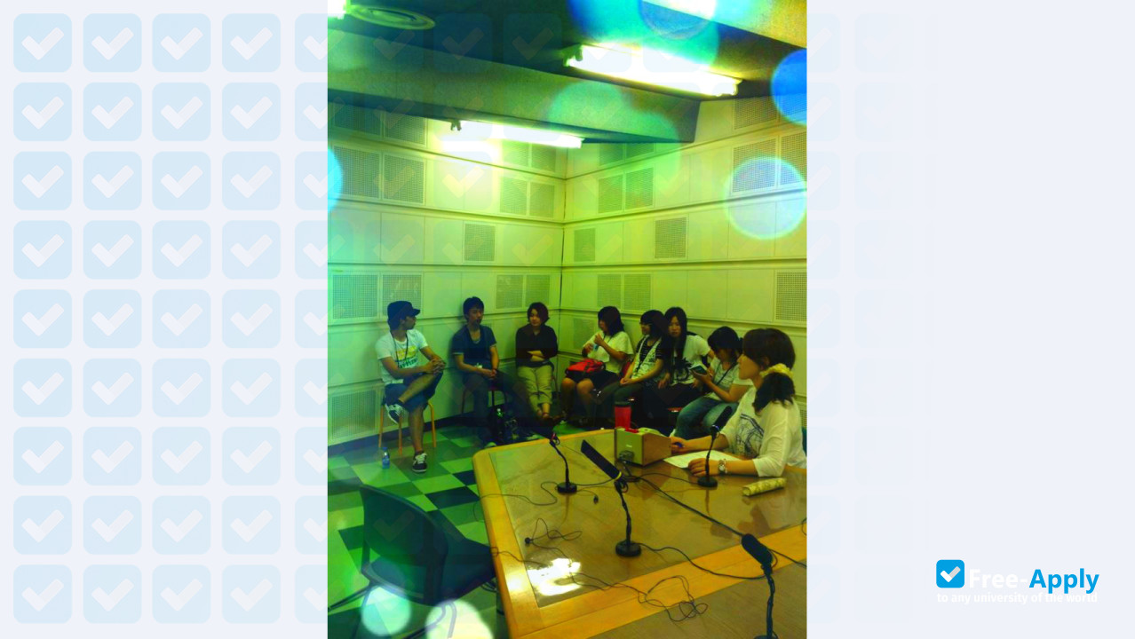 Foto de la International Pacific University #12