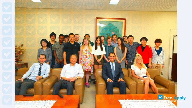 Photo de l’Kobe City University of Foreign Studies #1