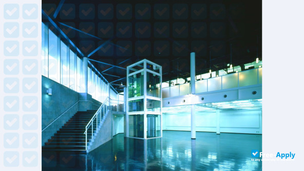 Photo de l’Kobe Design University #1