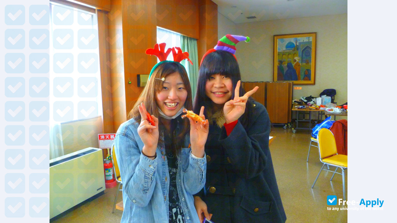 Foto de la Dokkyo University #7