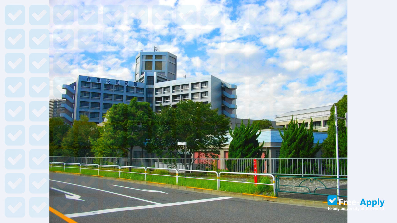 Photo de l’Tokyo Metropolitan College of Industrial Technology #4