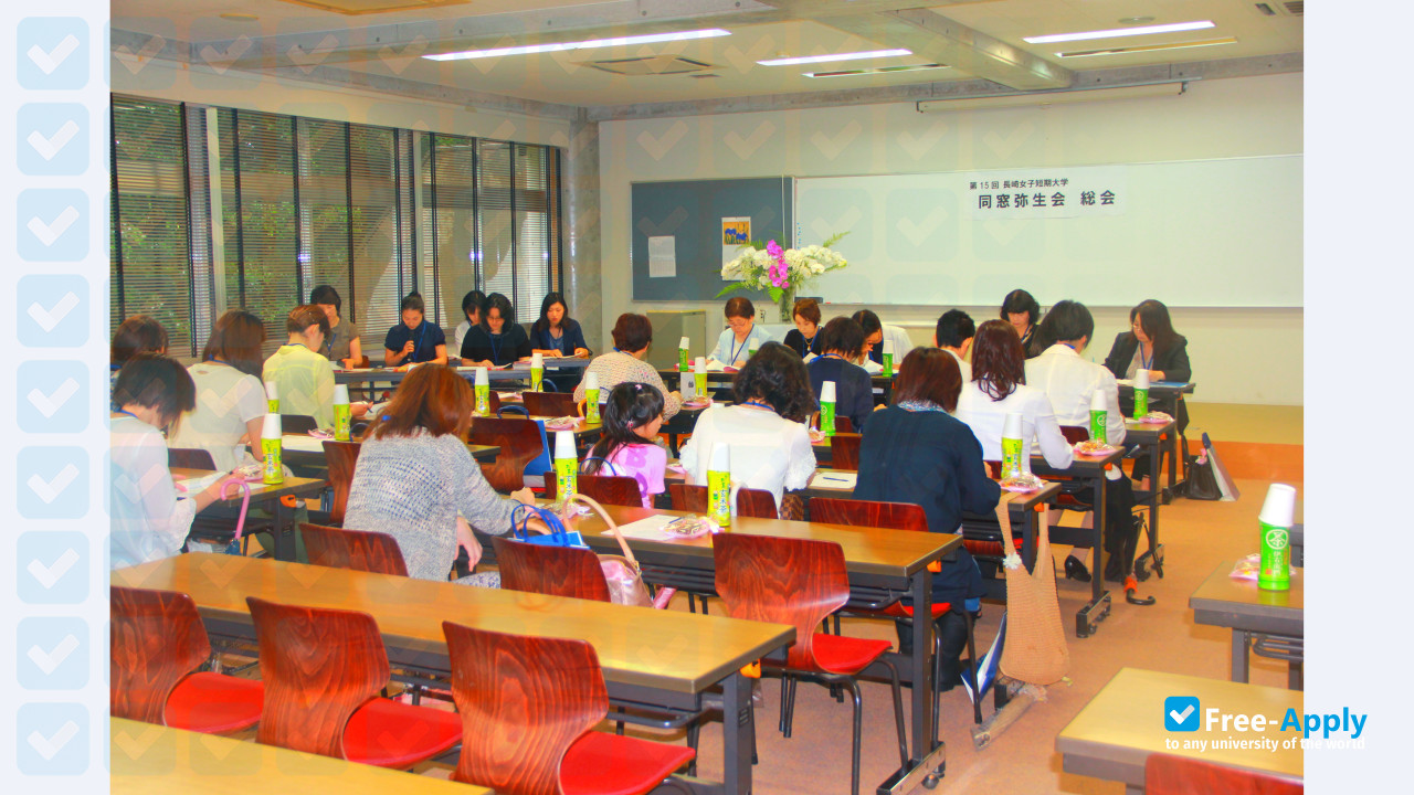 Foto de la Nagasaki Women's Junior College #9