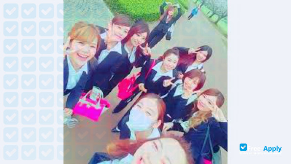 Foto de la Minami Kyushu Junior College #3