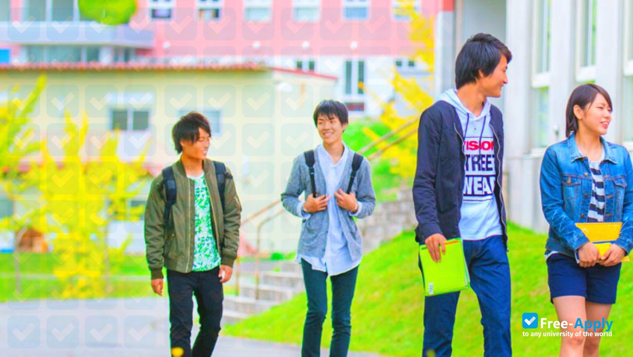 Niigata Sangyo University фотография №5