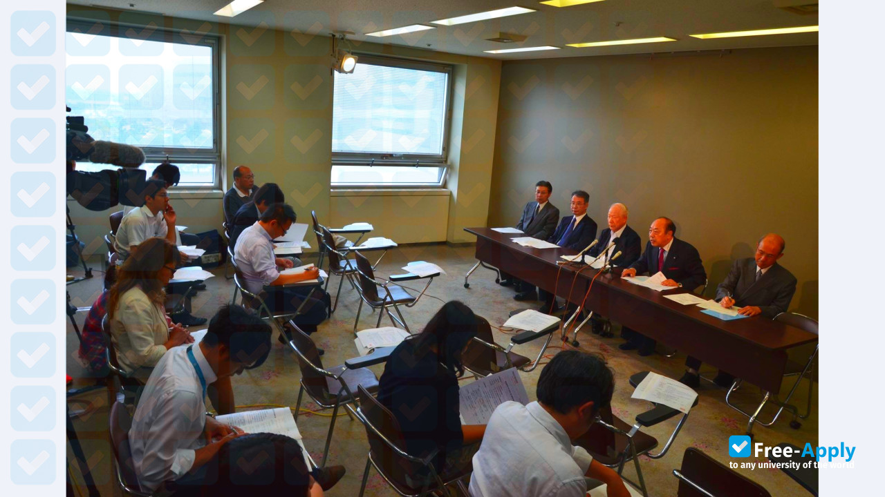 Foto de la Graduate Institute for Entrepreneurial Studies 2 #8