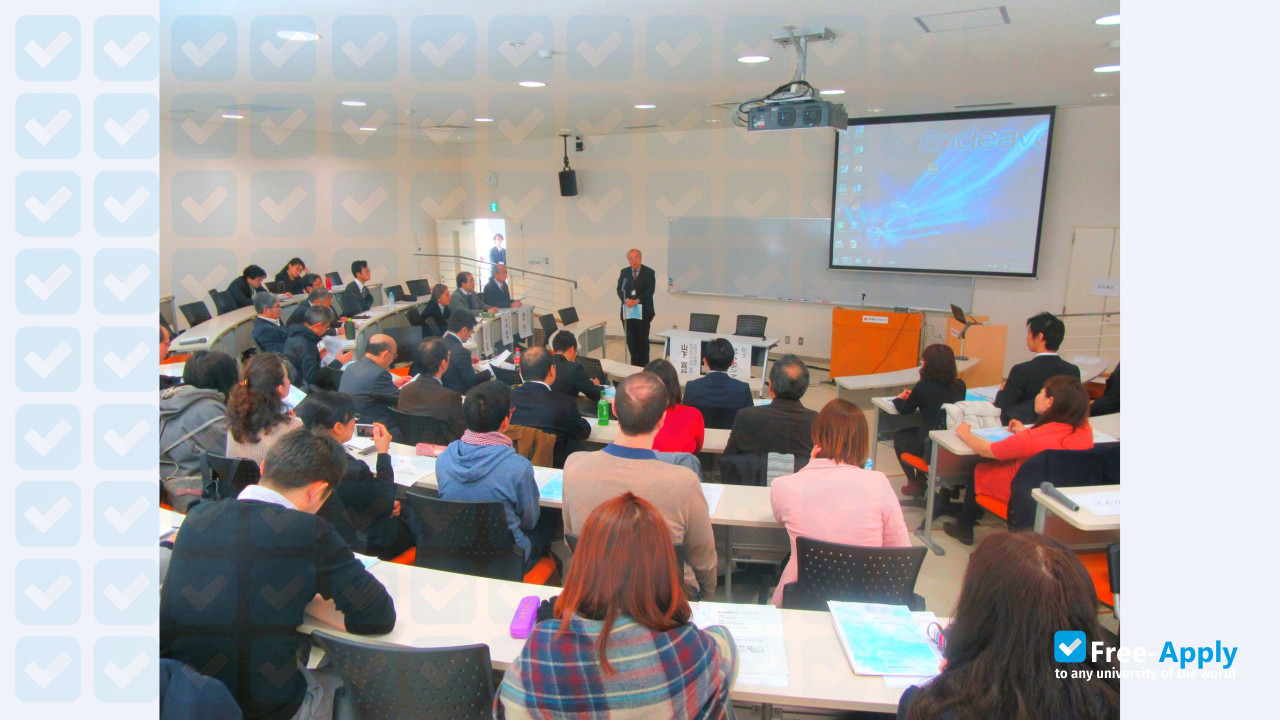 Foto de la Graduate Institute for Entrepreneurial Studies 2 #3
