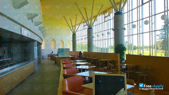 Foto de la Tomakomai Komazawa University #6