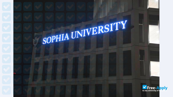 Foto de la Sophia University #4