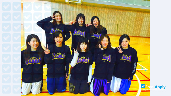 Foto de la Ryutsu Keizai University #8