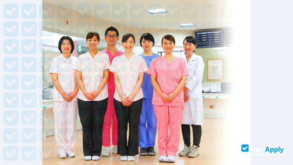 Foto de la Saitama Medical University #9