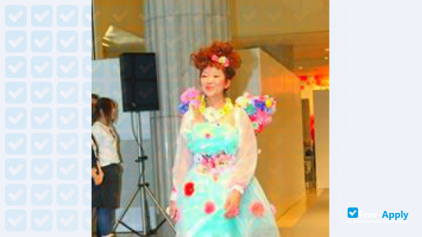 Foto de la Higashi Chikushi Junior College #16