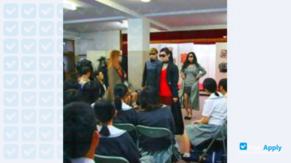 Foto de la Higashi Chikushi Junior College #10
