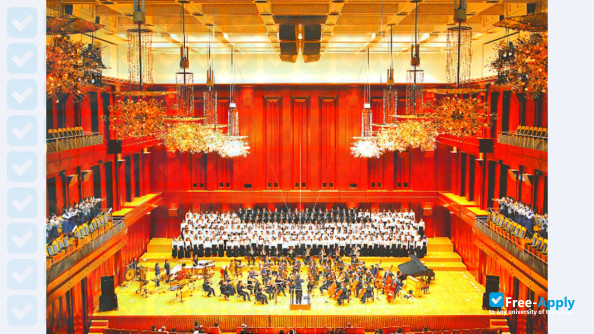 Foto de la Heisei College of Music #2