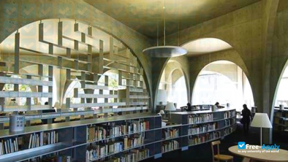 Tama Art University photo #1