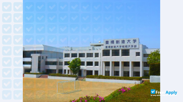 Foto de la Toyohashi Sozo College
