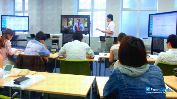 Foto de la Osaka University of Economics and Law #12