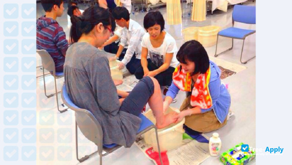 Foto de la Yokkaichi Nursing and Medical Care University #2