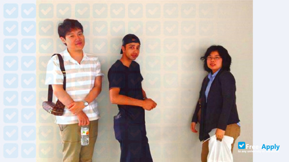 Yokkaichi University photo #2