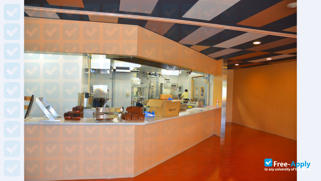 Foto de la Tohto College of Health Sciences #6