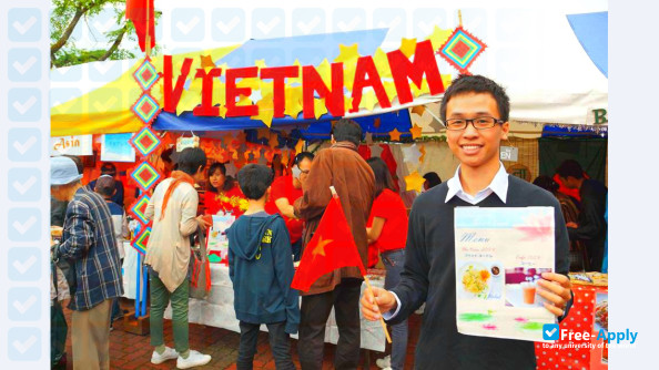 Foto de la International University of Japan #11