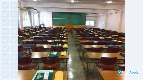 Kobe Yamate University photo #6