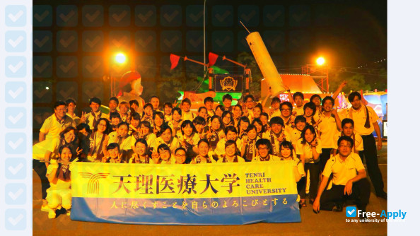 Foto de la Tenri Health Care University #7