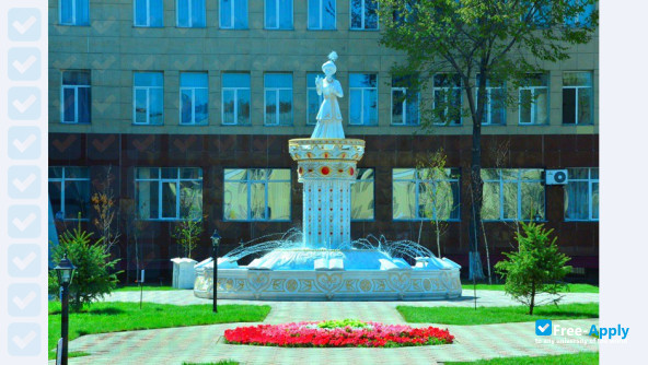 Kazakh State Women's Pedagogical University фотография №5