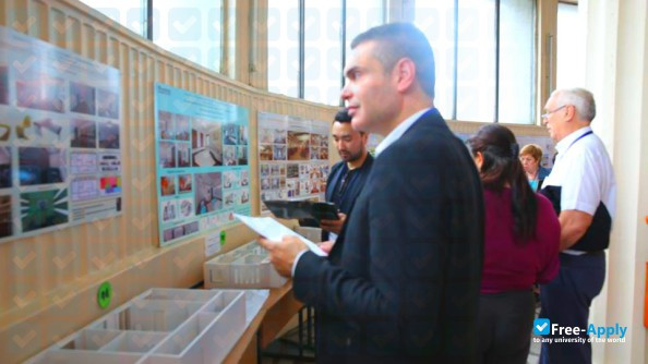 Foto de la Academy of Design and Technology "Symbat" #6