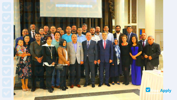 Photo de l’Ahmet Yesavi Üniversitesi International Kazakh Turkish University
