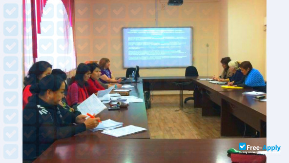 Foto de la Shakarim University of Semey #6
