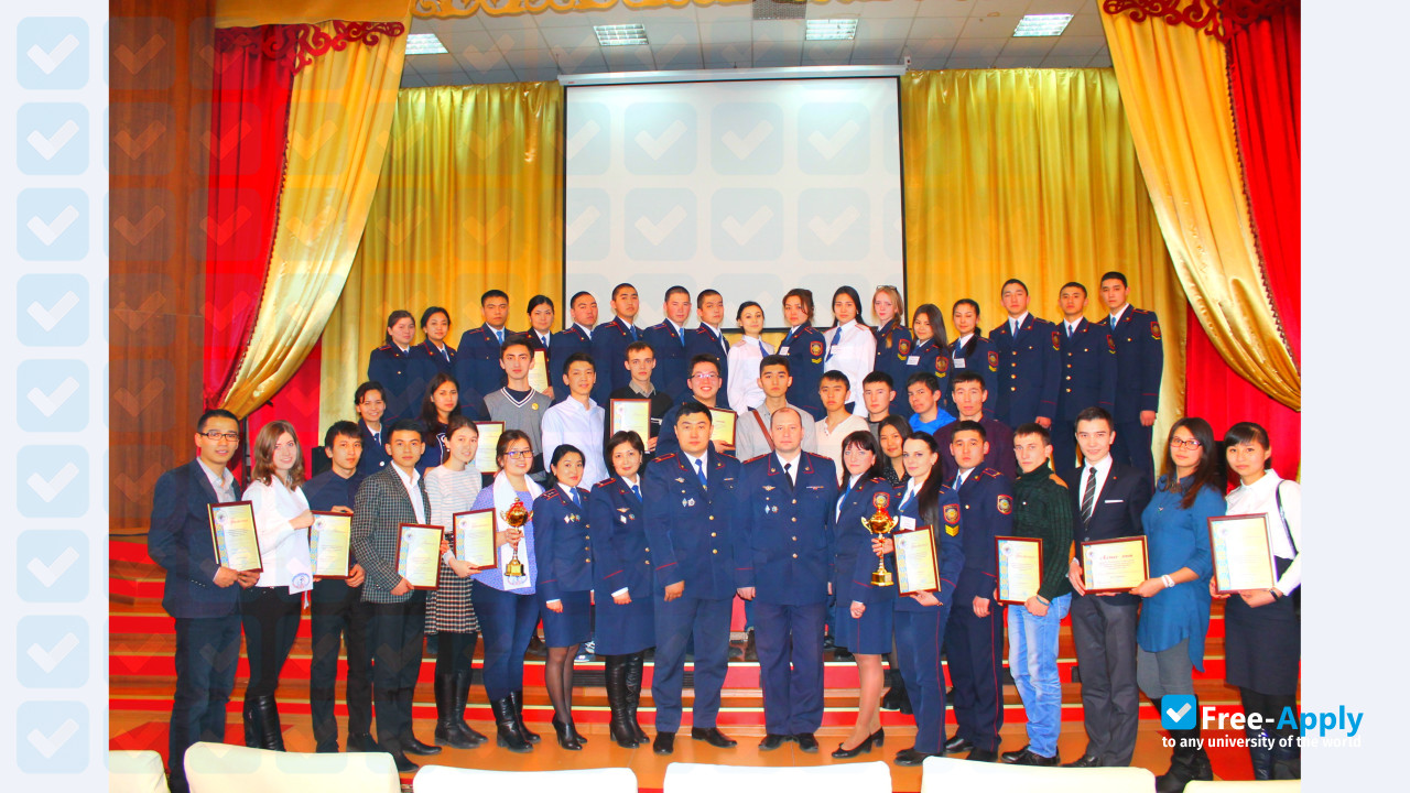 Foto de la Karaganda Law Academy B Beisenov of Ministry of Internal Affairs #8