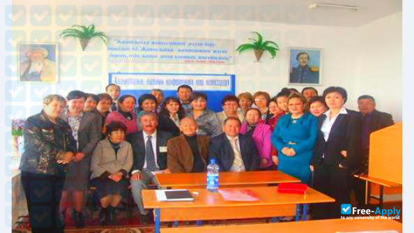 Foto de la Shymkent University #7