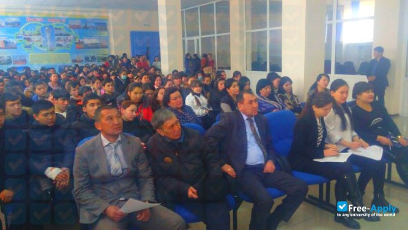 Foto de la Shymkent University #4