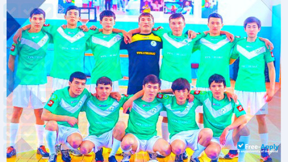 Foto de la Shymkent University #6