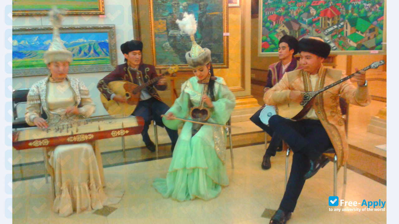 Kazakh National Academy of Arts T K Zhurgenov photo #8