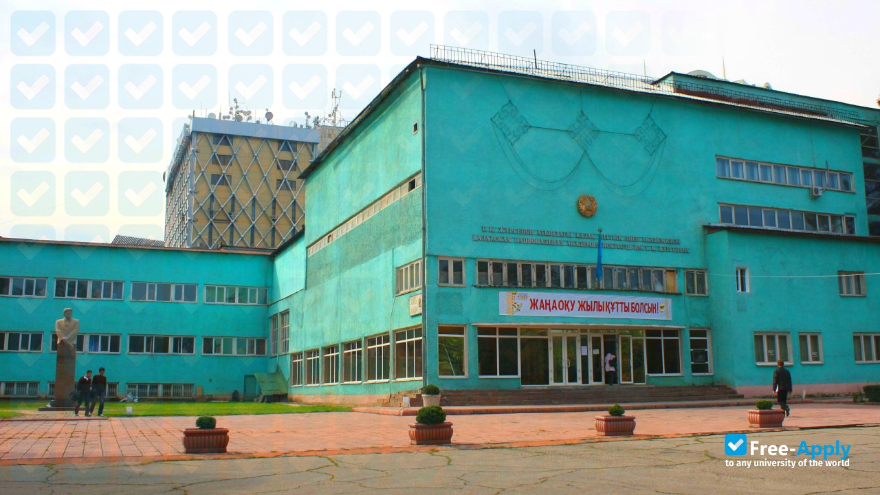 Kazakh National Academy of Arts T K Zhurgenov photo #2