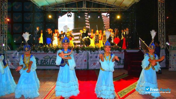 Kazakh National Academy of Arts T K Zhurgenov photo #5